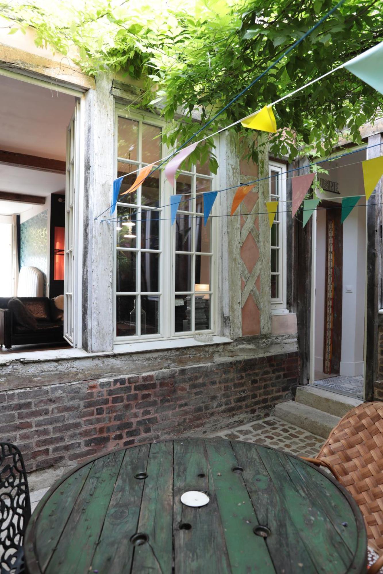 Apartment Atelier Des Glycines, Bouchon De Champagne, Sublime Site Patrimonial Troyes